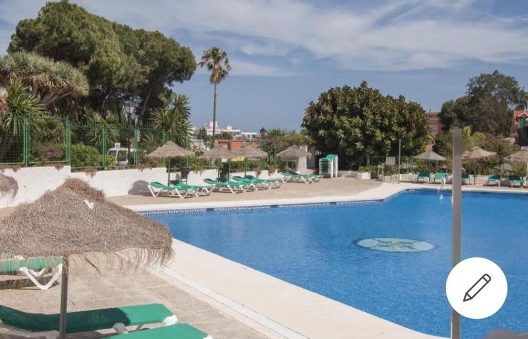 Apartamento Vacacional Costa Del Sol Беналмадена Екстериор снимка